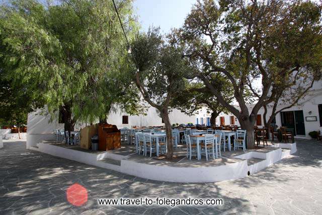  FOLEGANDROS PHOTO GALLERY - Kontarini square by Ioannis Matrozos