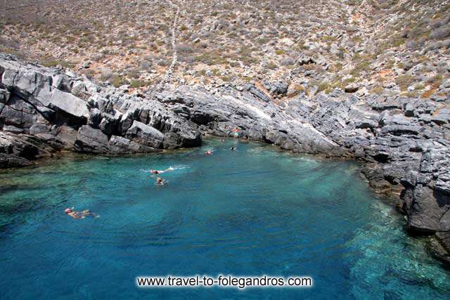  FOLEGANDROS PHOTO GALLERY - Aspropounta by Ioannis Matrozos