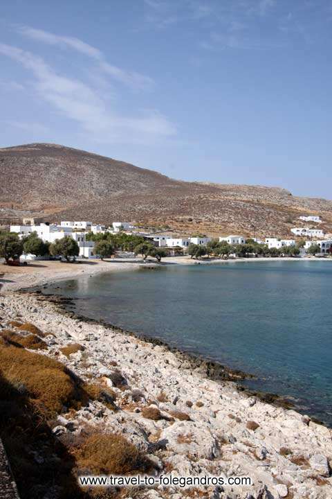 View of Chochlidia from the north FOLEGANDROS PHOTO GALLERY - Chochlidia beach by Ioannis Matrozos